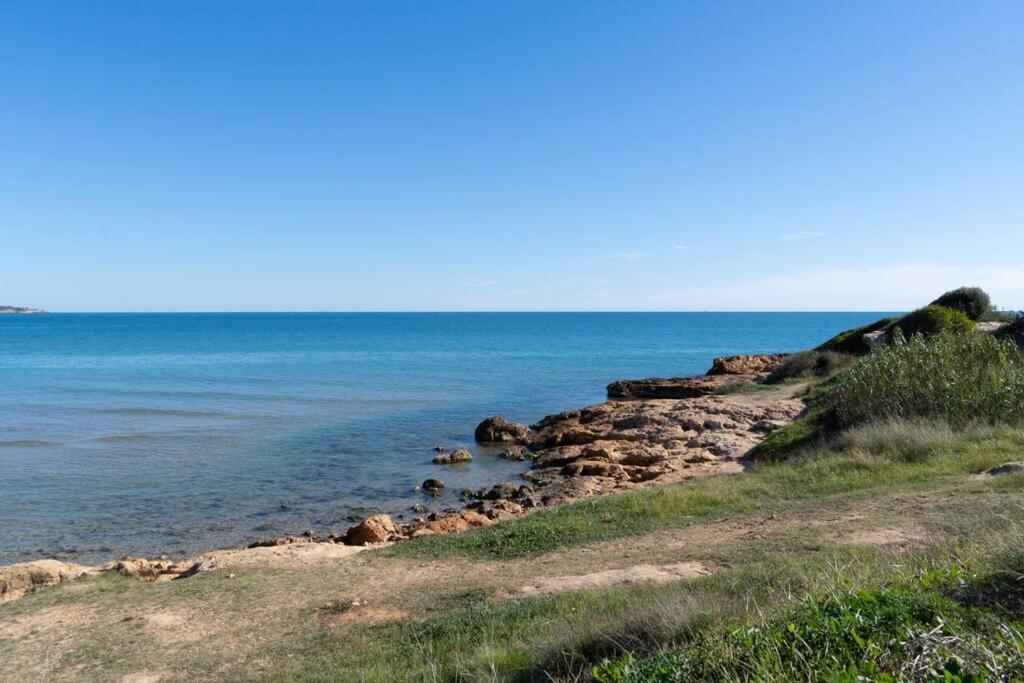 Privilegiado-Tarragona-50Mplaya-Wifi-Pool-Relax8 外观 照片