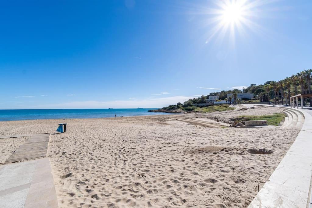 Privilegiado-Tarragona-50Mplaya-Wifi-Pool-Relax8 外观 照片